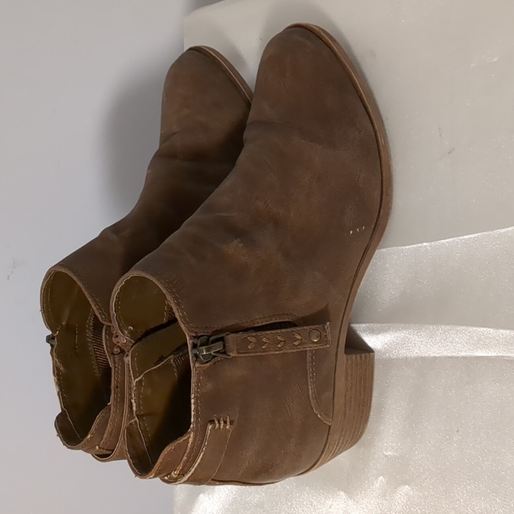 Madden girl Brronco Brown Ankle Boot